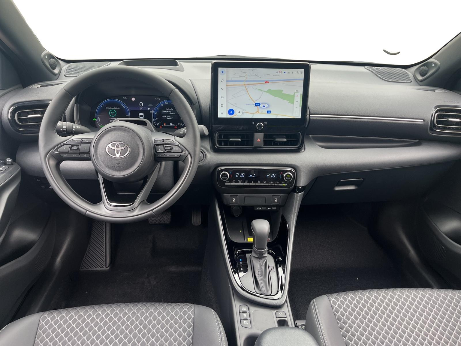 TOYOTA Yaris 1.5 VVT-i HSD Premium