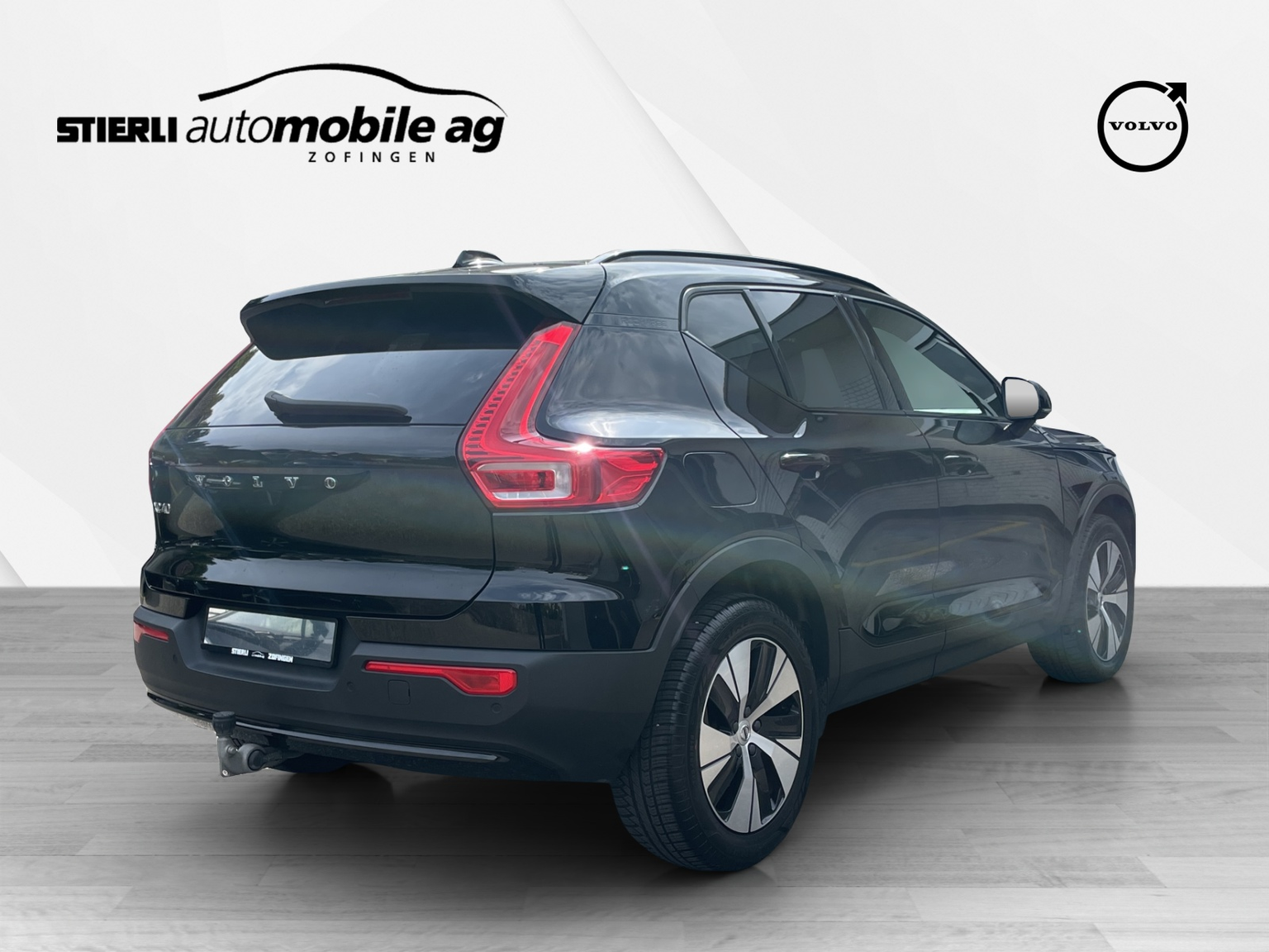 VOLVO XC40 1.5 T5 PiH Plus Dark