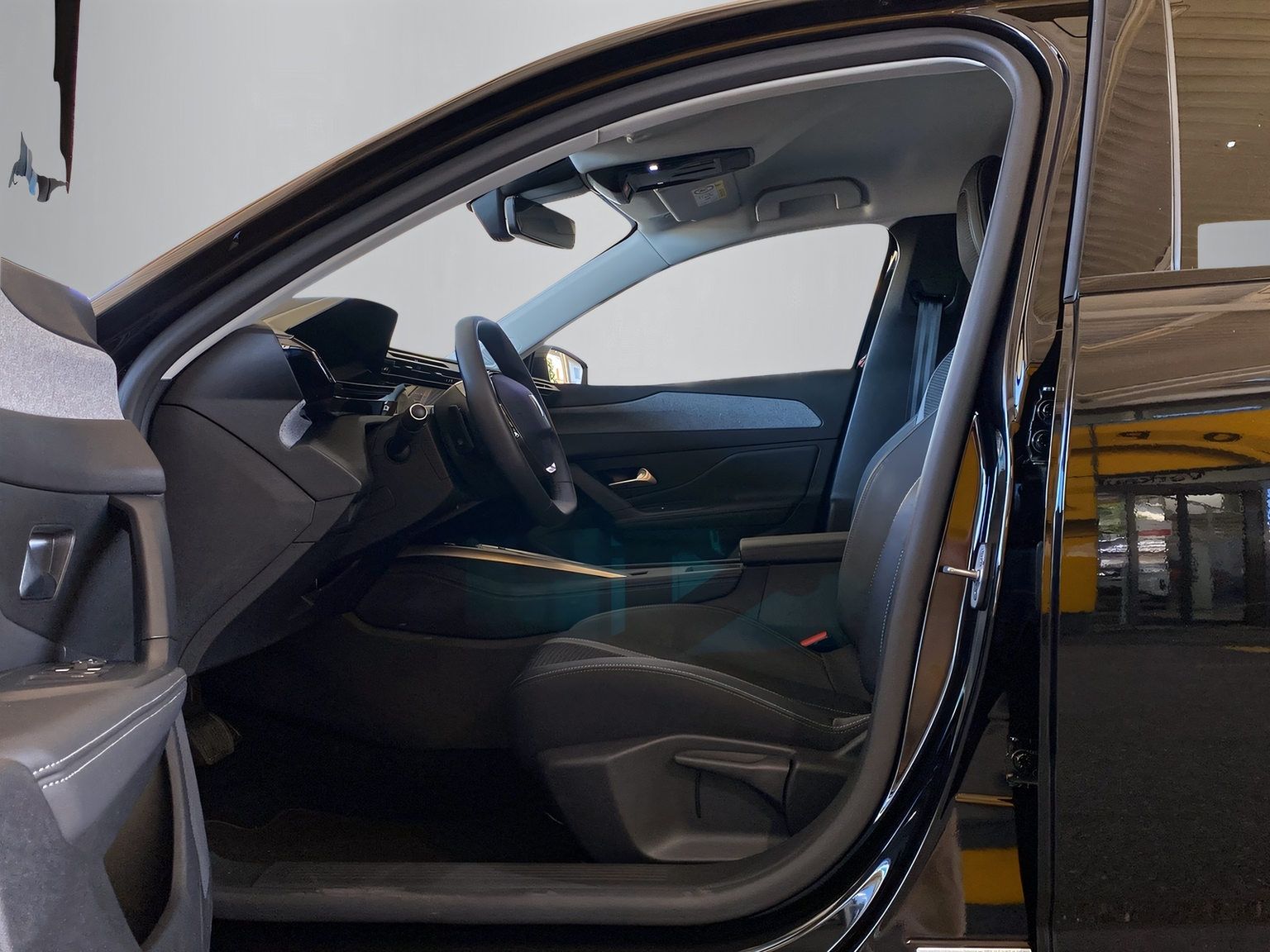 PEUGEOT 308 1.2 PureTech Allure