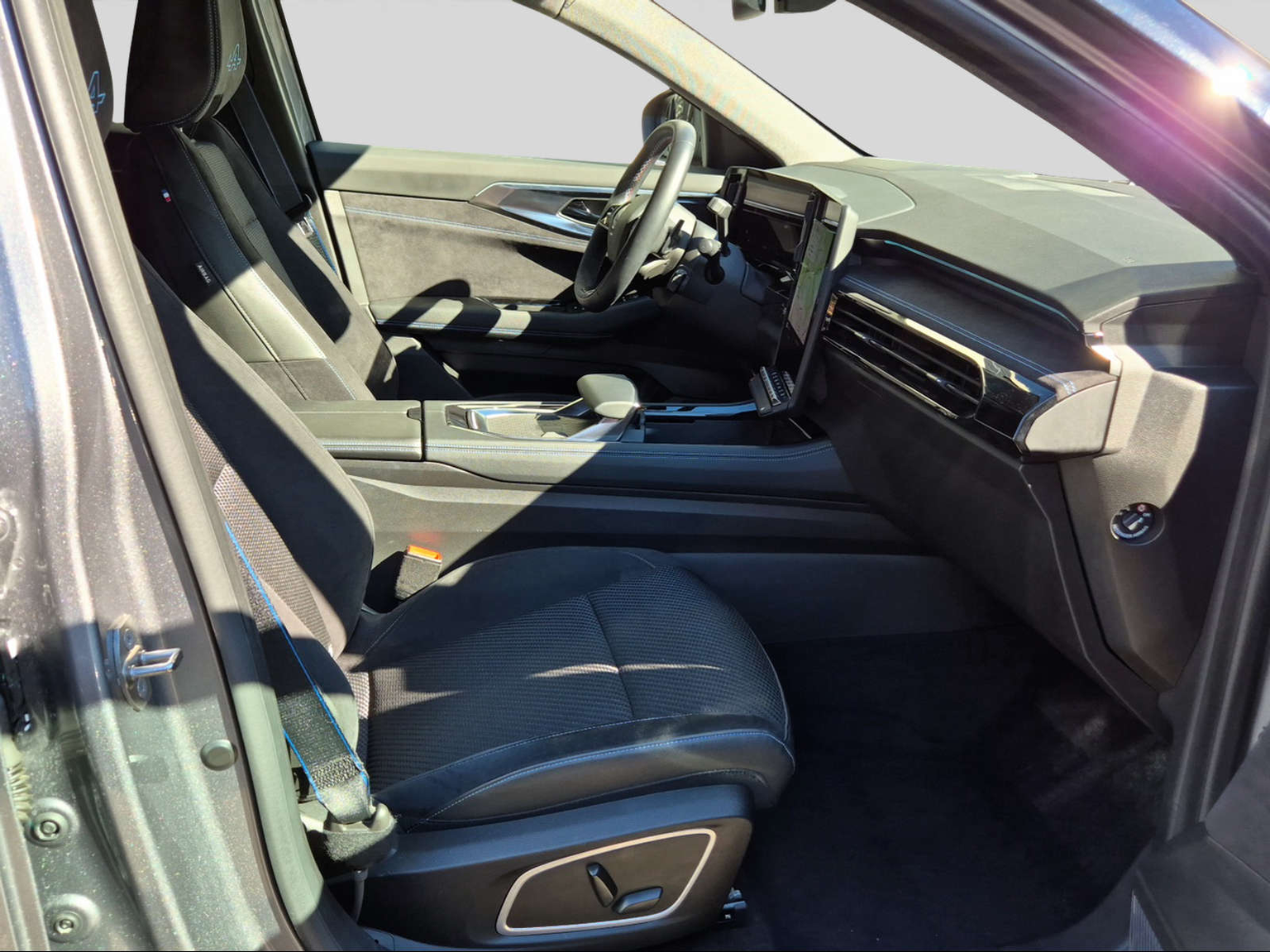 RENAULT Austral iconic Esprit hy. 200