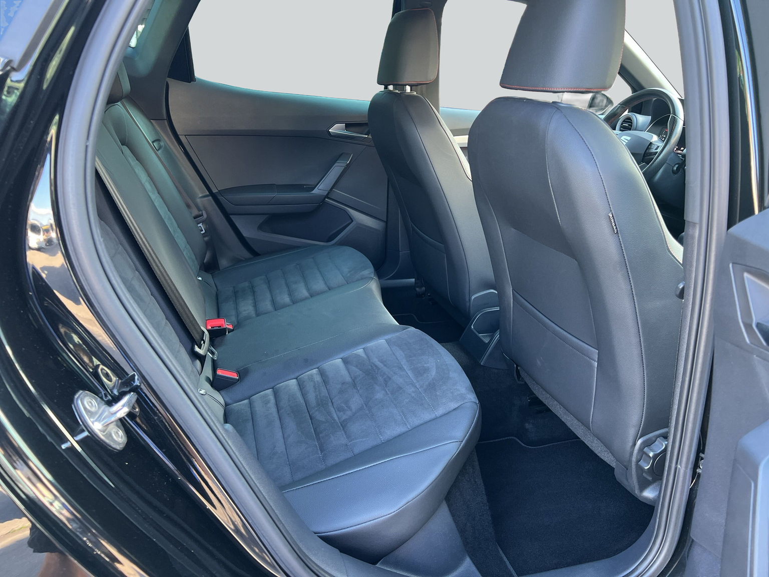 SEAT Arona 1.5 Eco TSI FR DSG