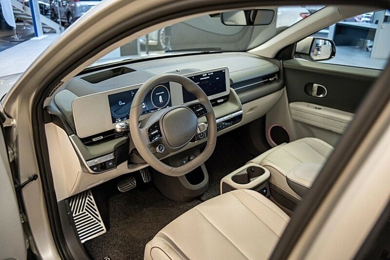 HYUNDAI Ioniq 5 Vertex 72 kWh 4WD (mit Aviloo-Zertifikat)