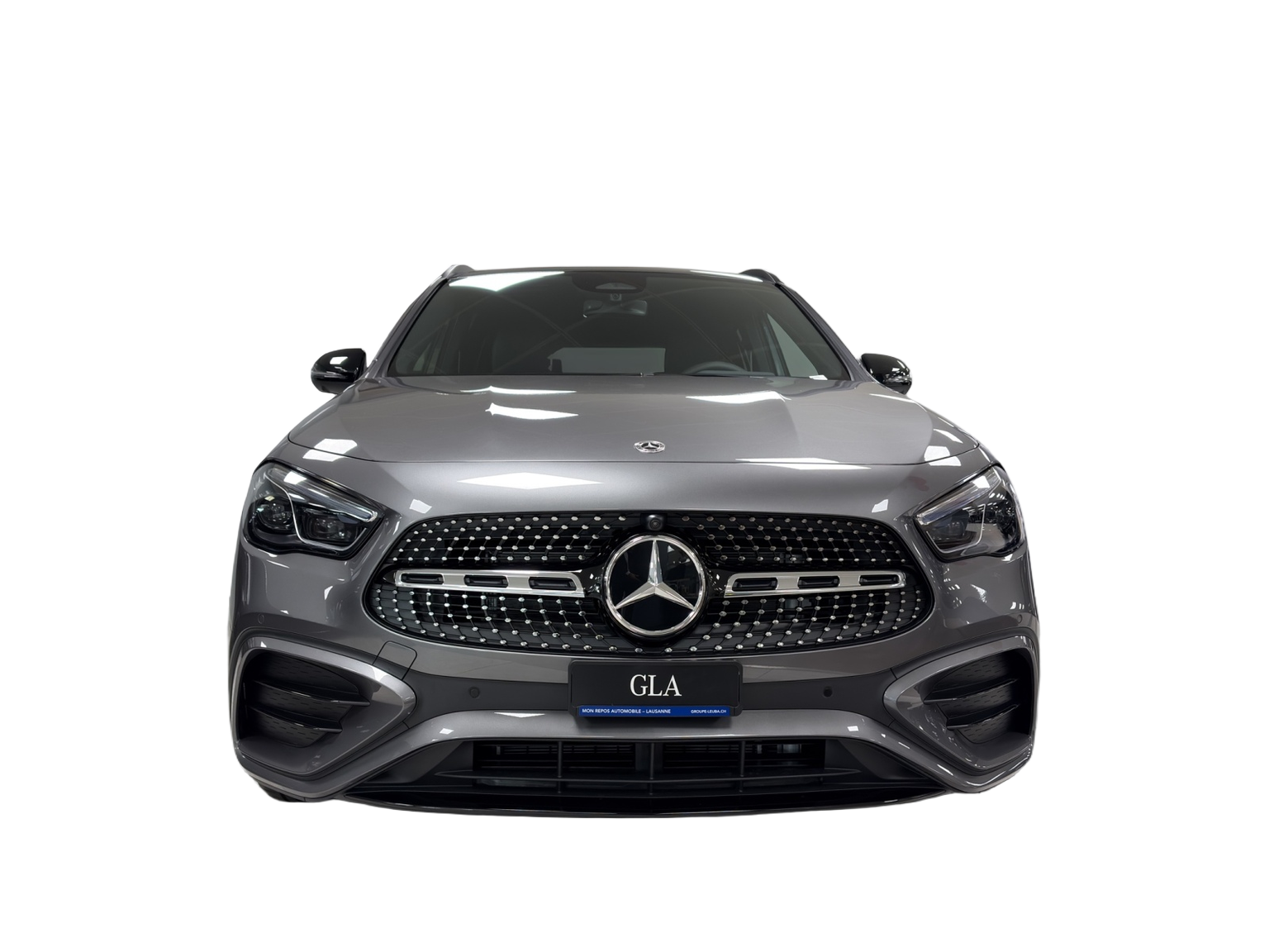 MERCEDES-BENZ GLA 200 Night Star 7G-DCT