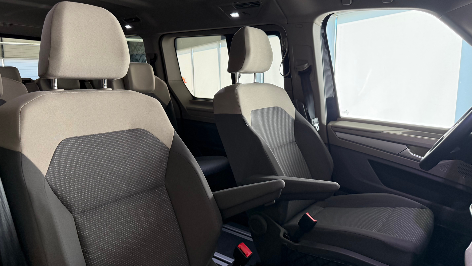 VW Multivan kurz 2.0 TDI DSG
