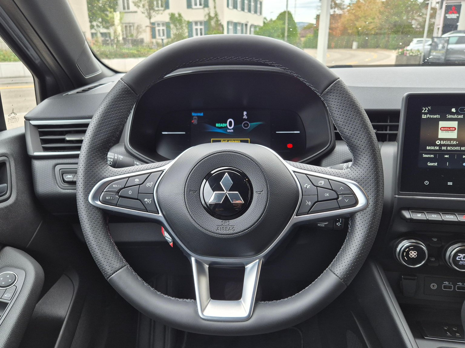 MITSUBISHI Colt 1.6 HEV Intense