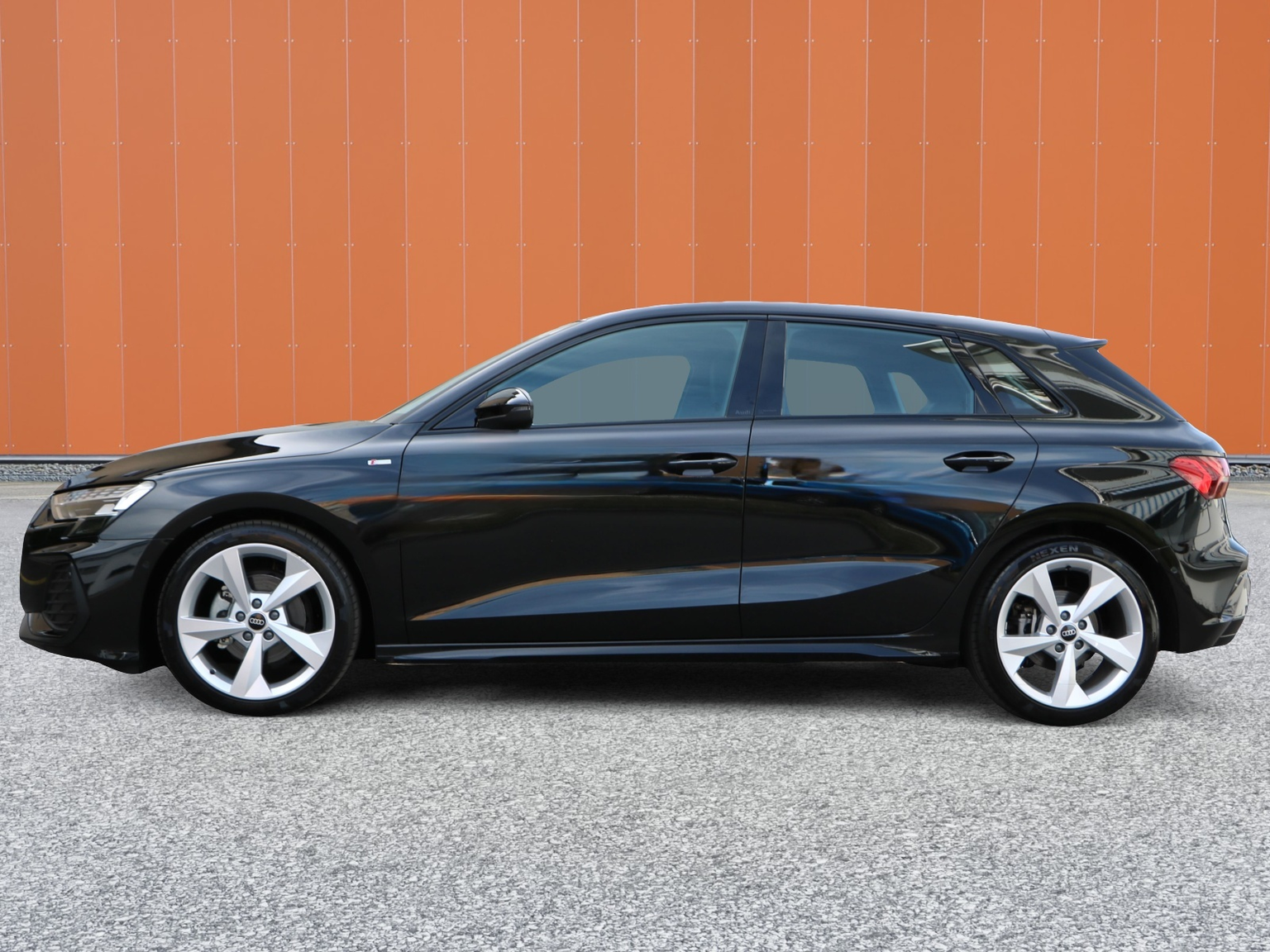 AUDI A3 Sportback TFSI 110 kW S line S tronic