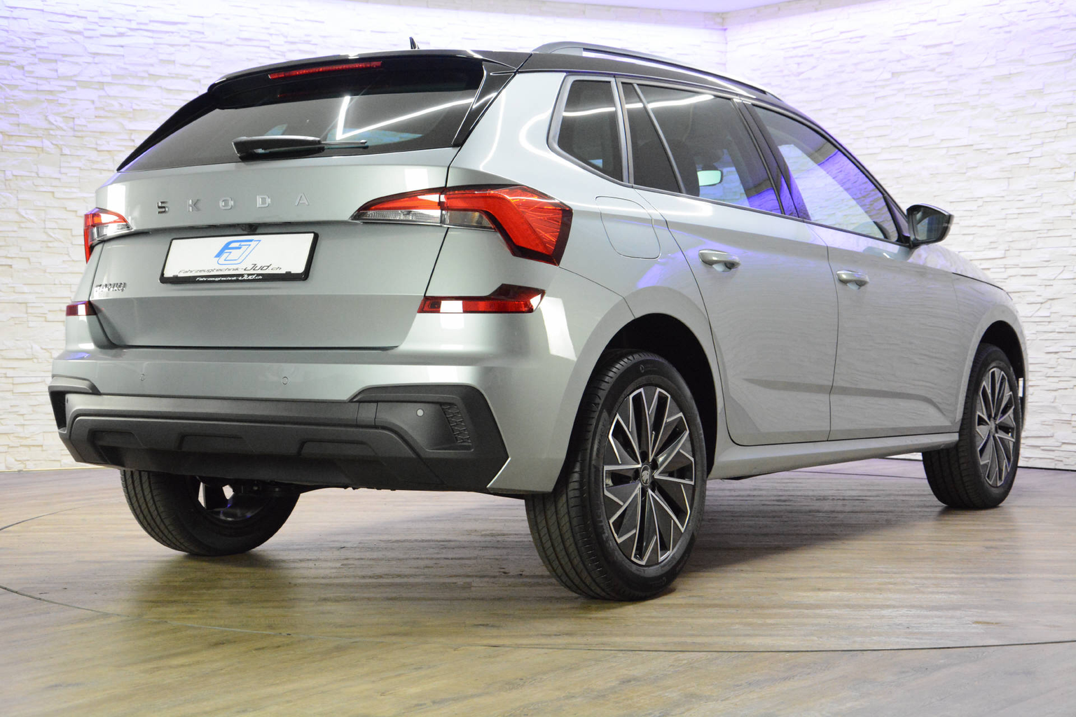 SKODA Kamiq 1.0 TSI Selection DSG