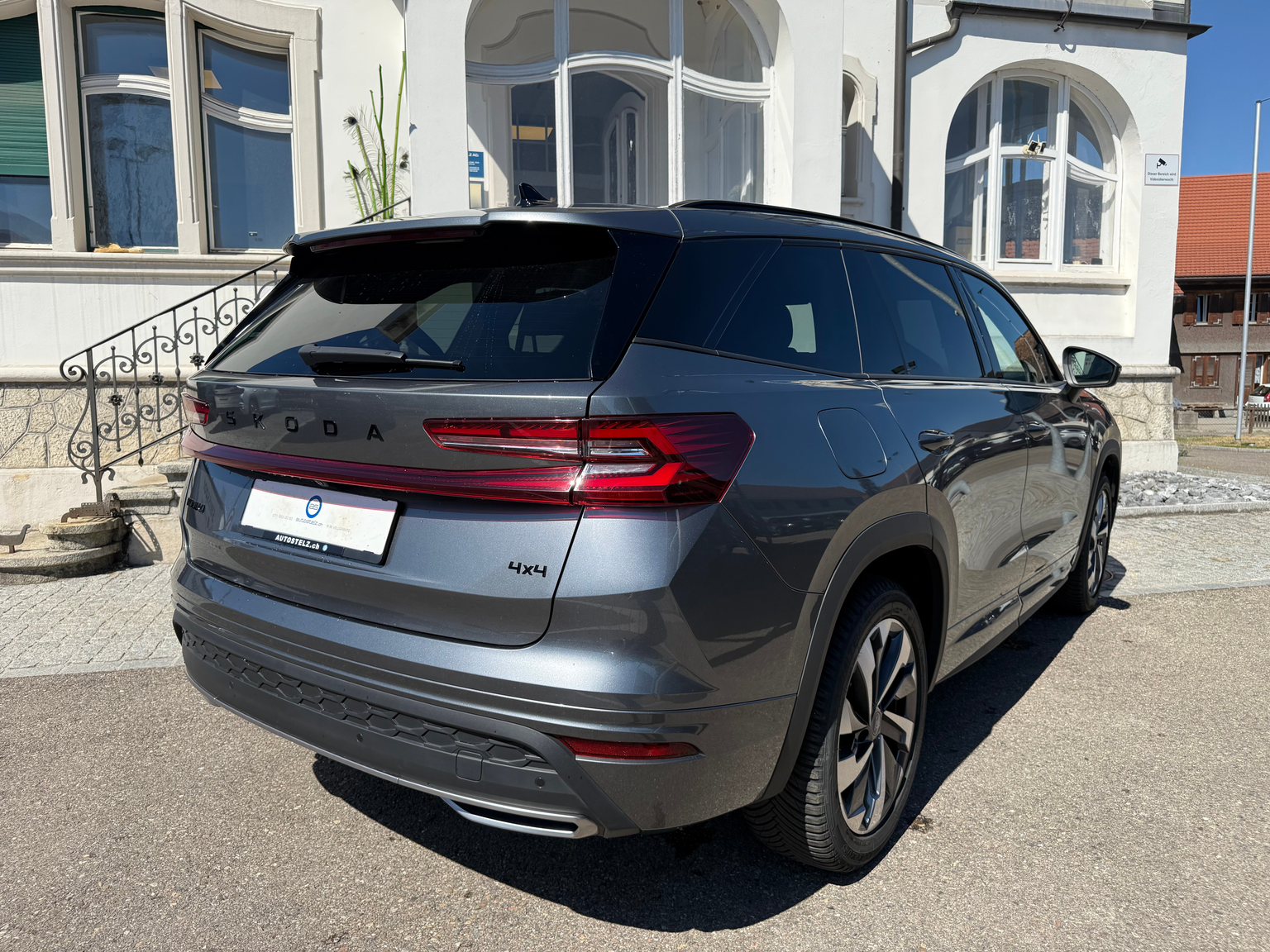 Vehicle Image
