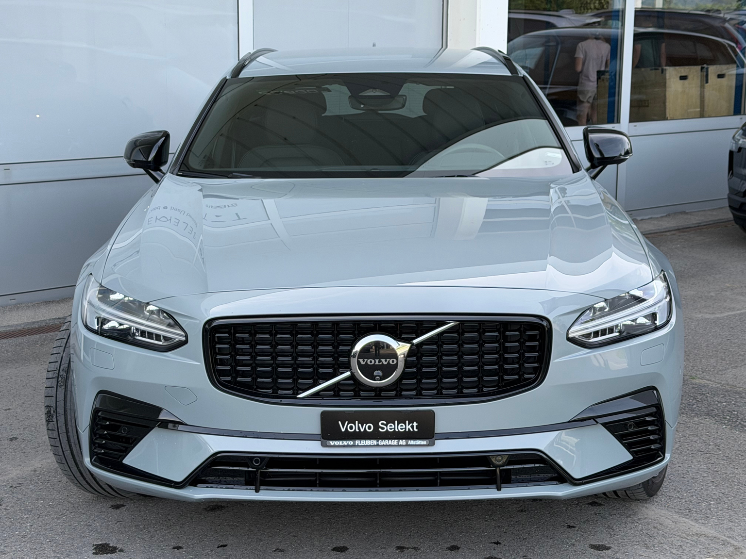 VOLVO V90 T8 eAWD Plus Dark Geartronic