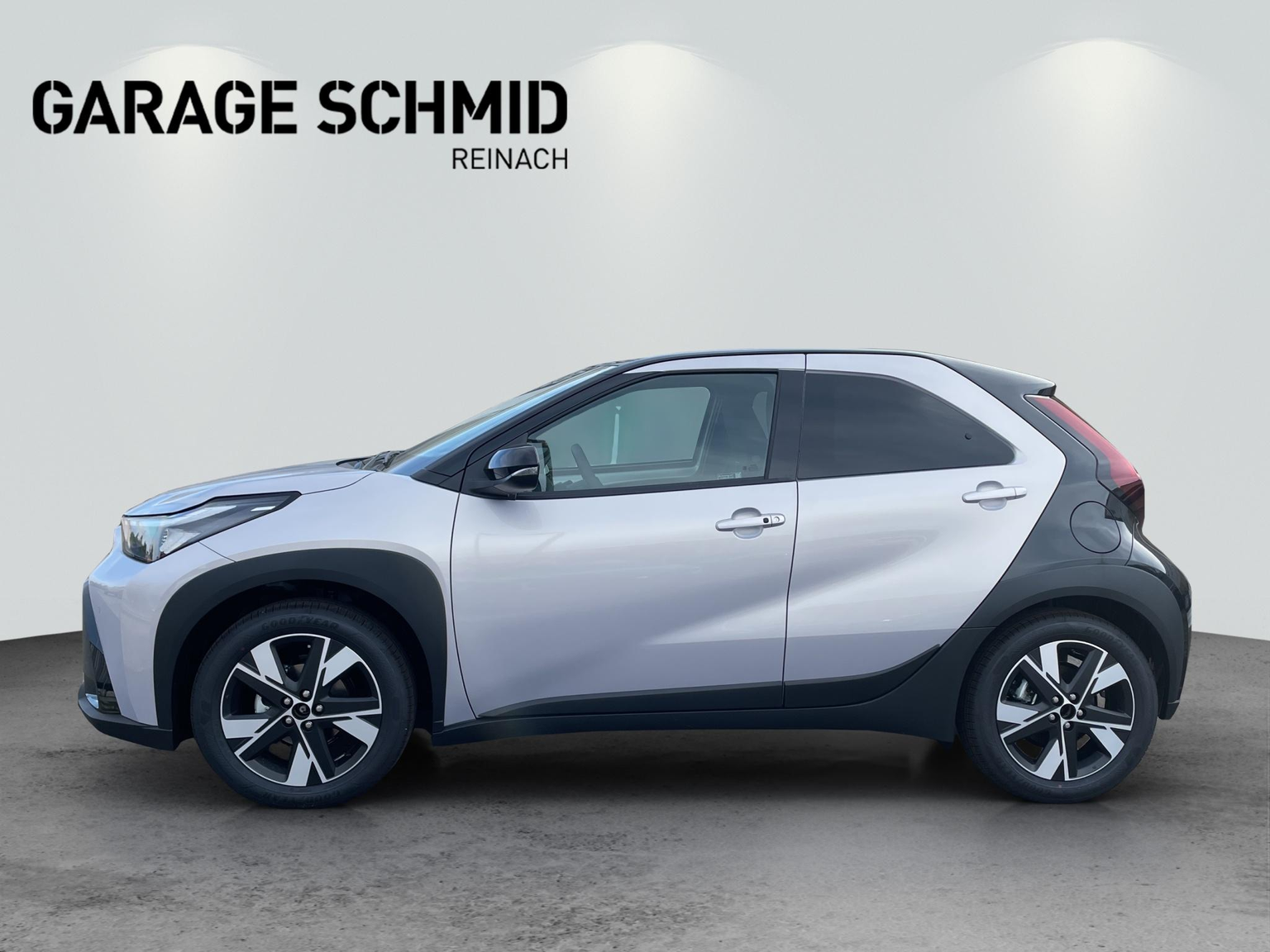 TOYOTA Aygo X 1.5 VVT-i HSD Trend