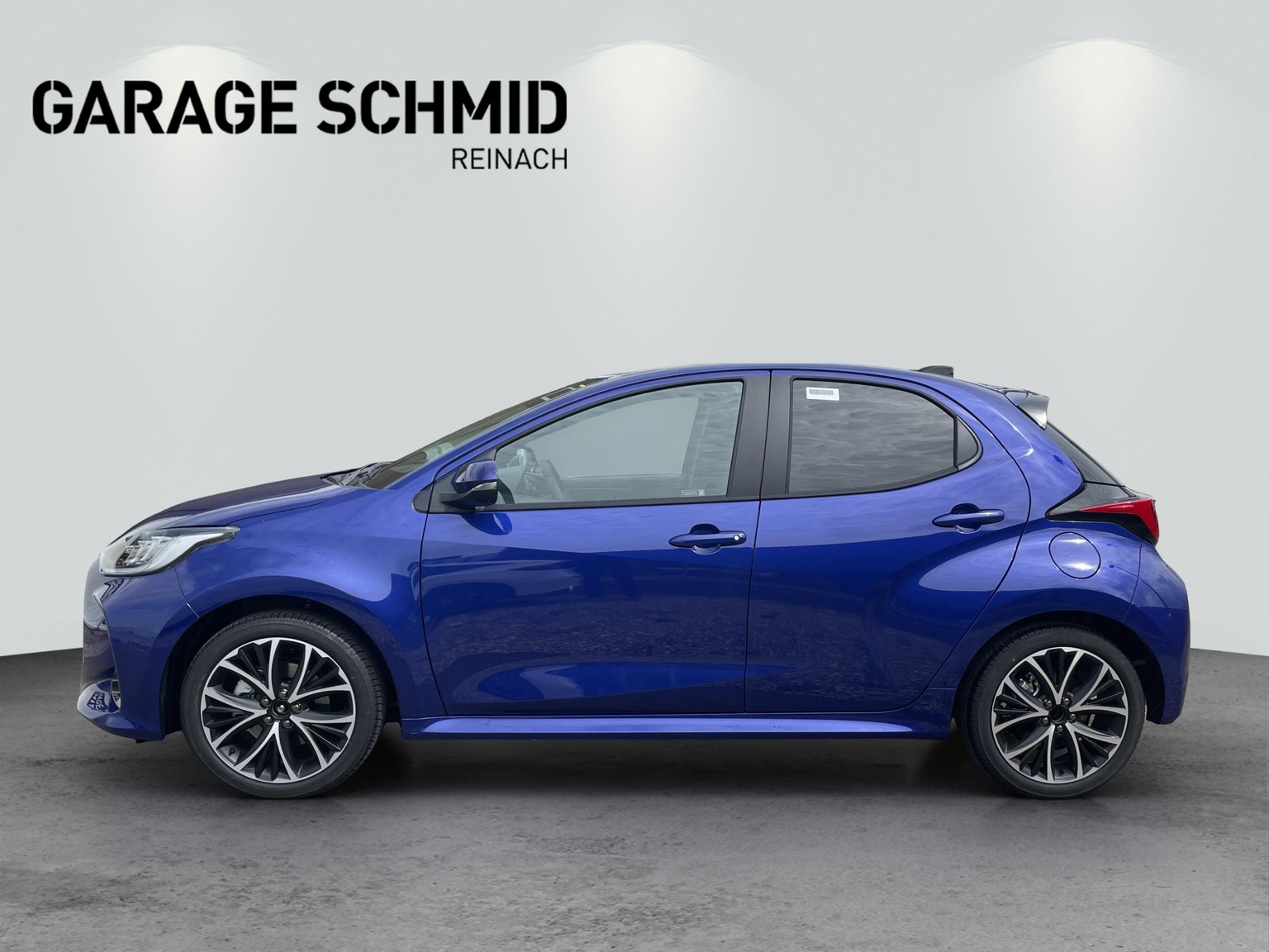 TOYOTA Yaris 1.5 VVT-i HSD Trend