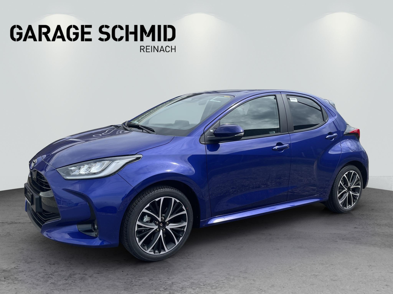 TOYOTA Yaris 1.5 VVT-i HSD Trend