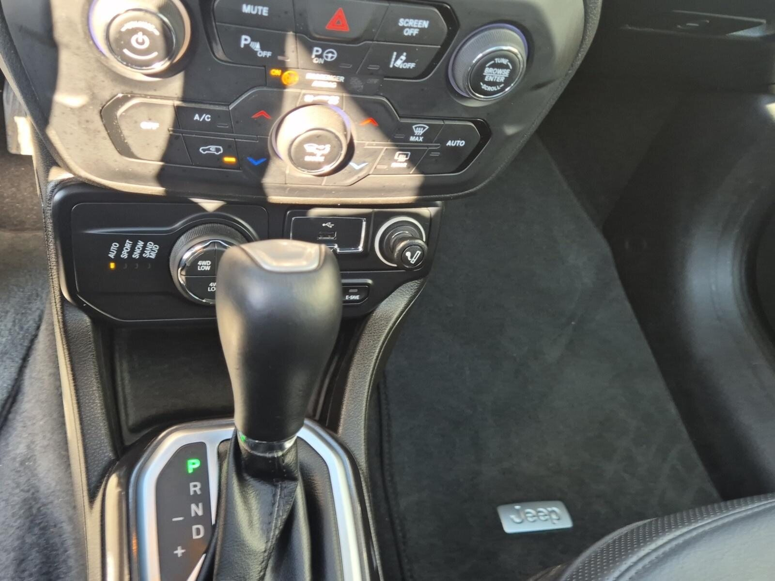 JEEP Renegade 1.3 S Sky 4xe