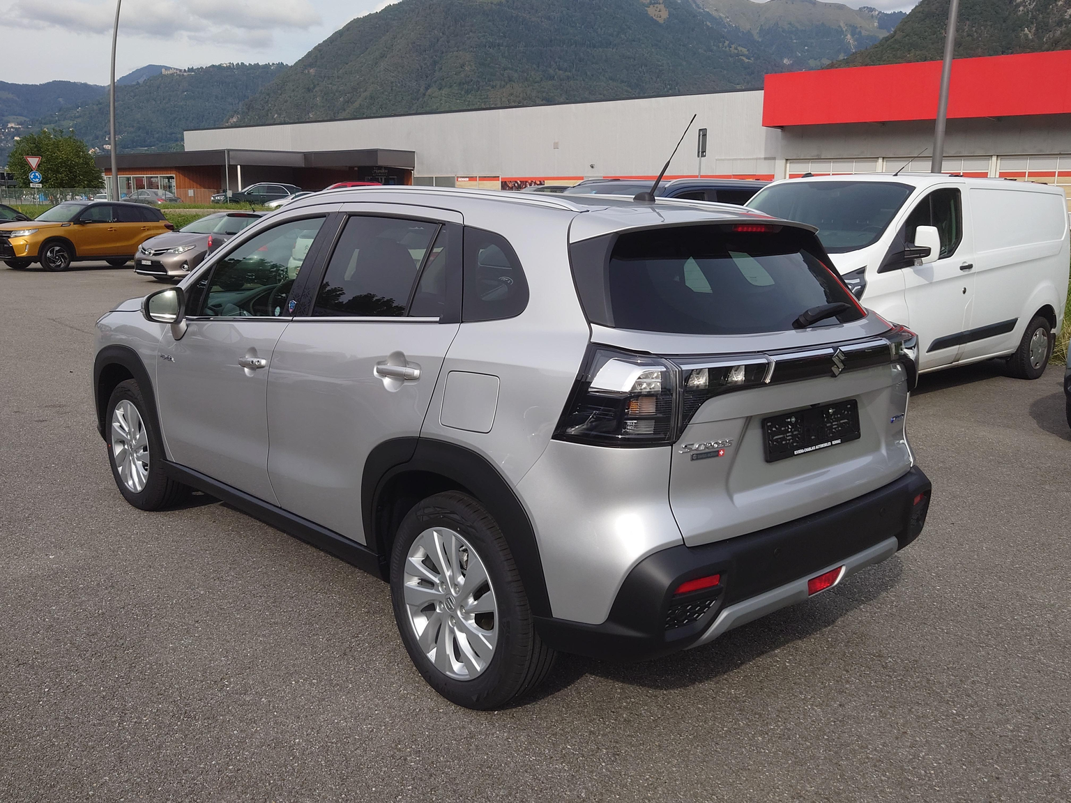 SUZUKI S-Cross 1.4 T Piz Sulai Hybrid 4x4