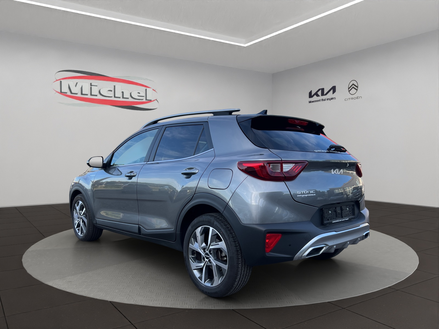 KIA Stonic 1.0 T-GDi GT-Line / Sportlenkrad / LED Scheinwerfer / USB-Anschluss