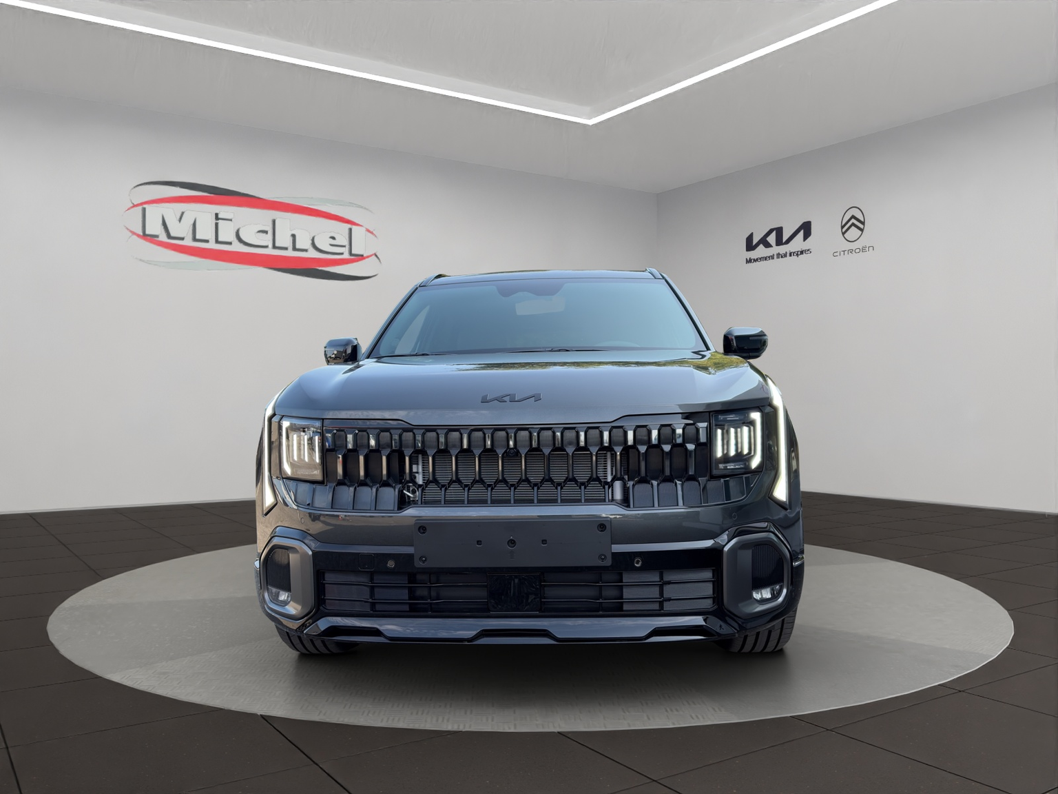KIA Seltos 1.6T-GDi X-Line 7DCT 4x4** der neue SUV Allrad mit kraftvollem Design** / 0.99% Leasing-Aktion