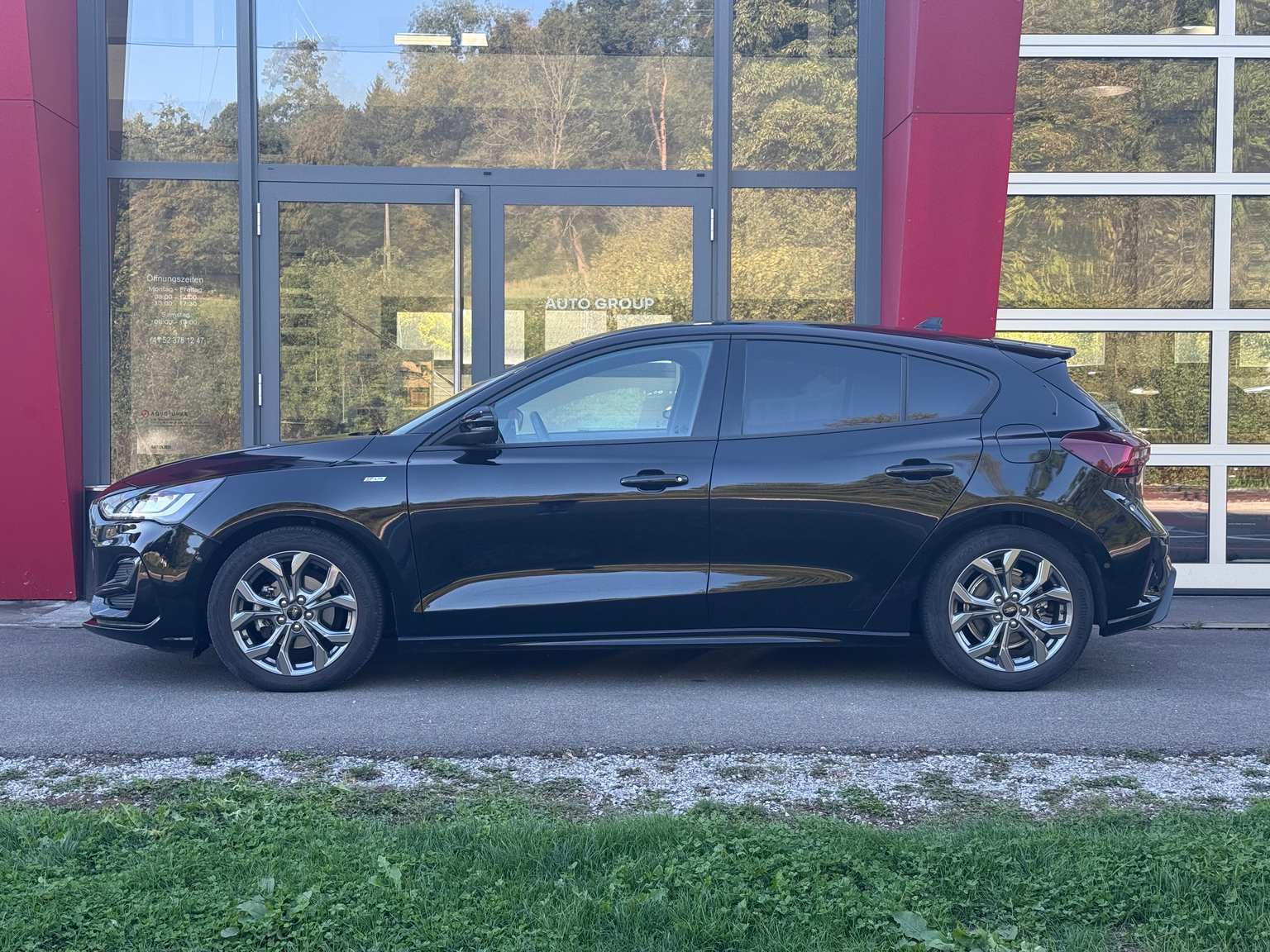 FORD Focus 1.0 MHEV ST-Line Automat LEASING AB 244.25 CHF / MONAT