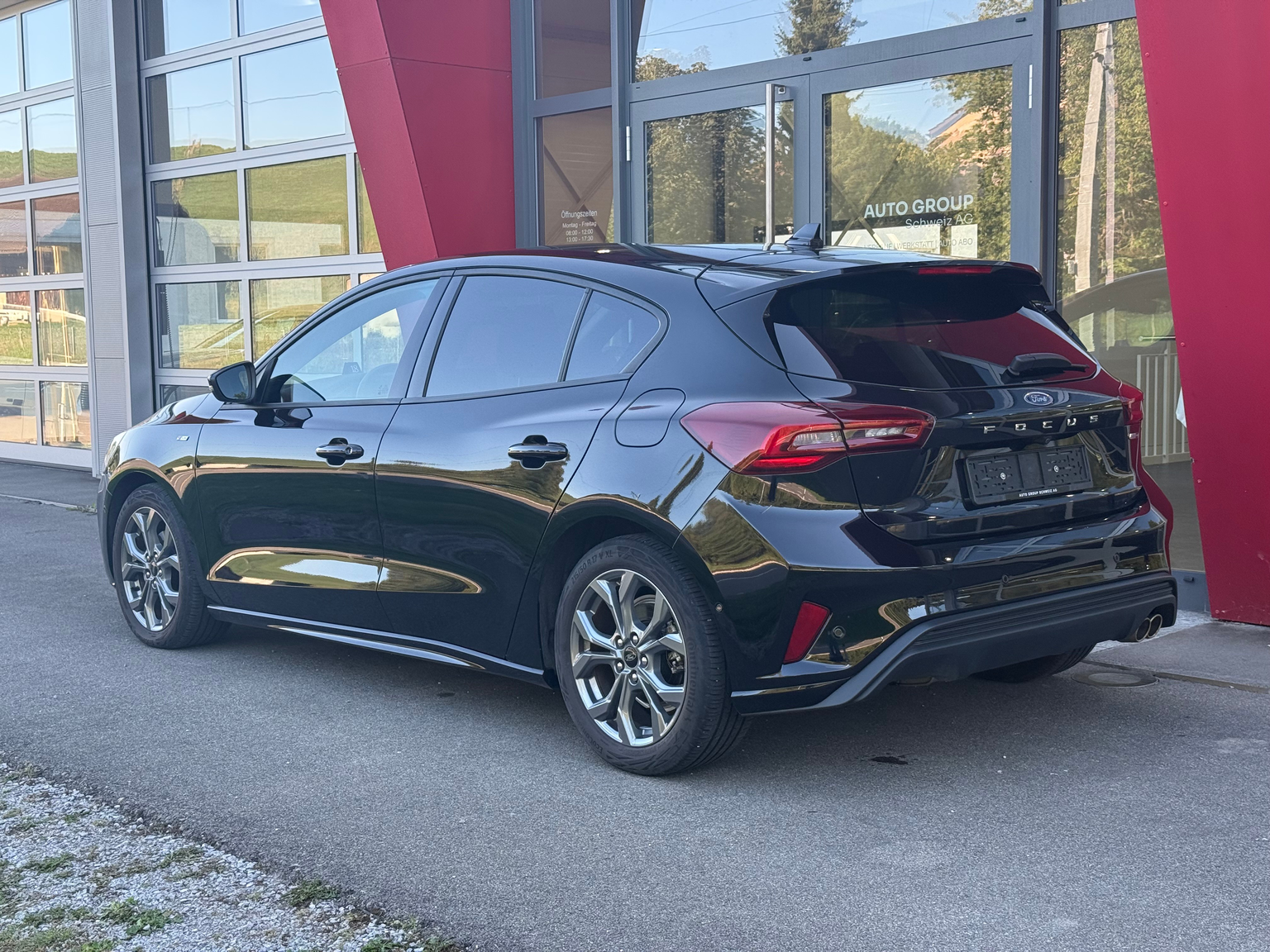 FORD Focus 1.0 MHEV ST-Line Automat LEASING AB 244.25 CHF / MONAT
