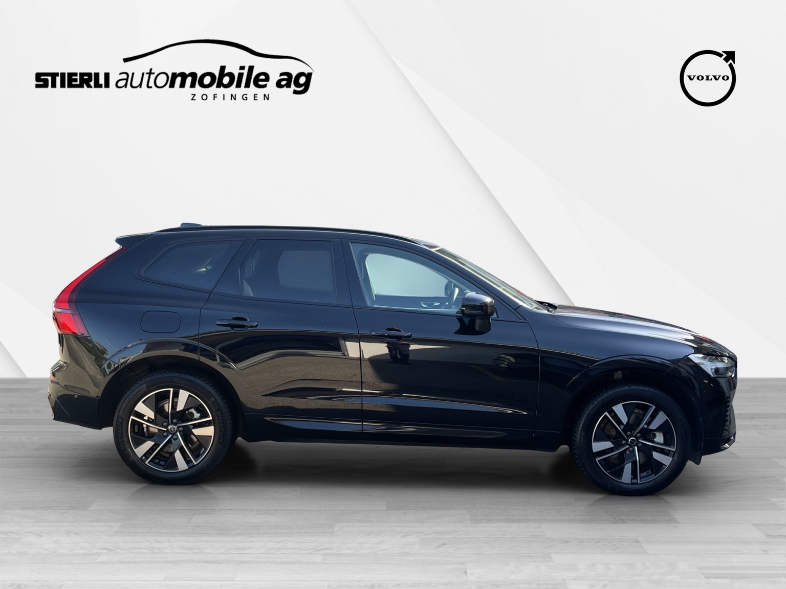 VOLVO XC60 2.0 T6 TE Plus Dark eAWD
