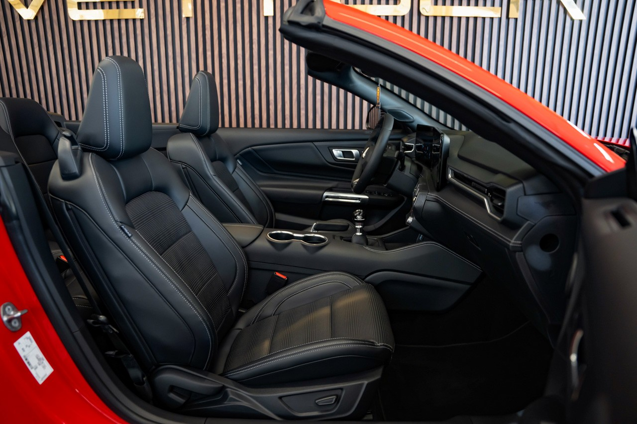 FORD Mustang Convertible 5.0 V8 GT
