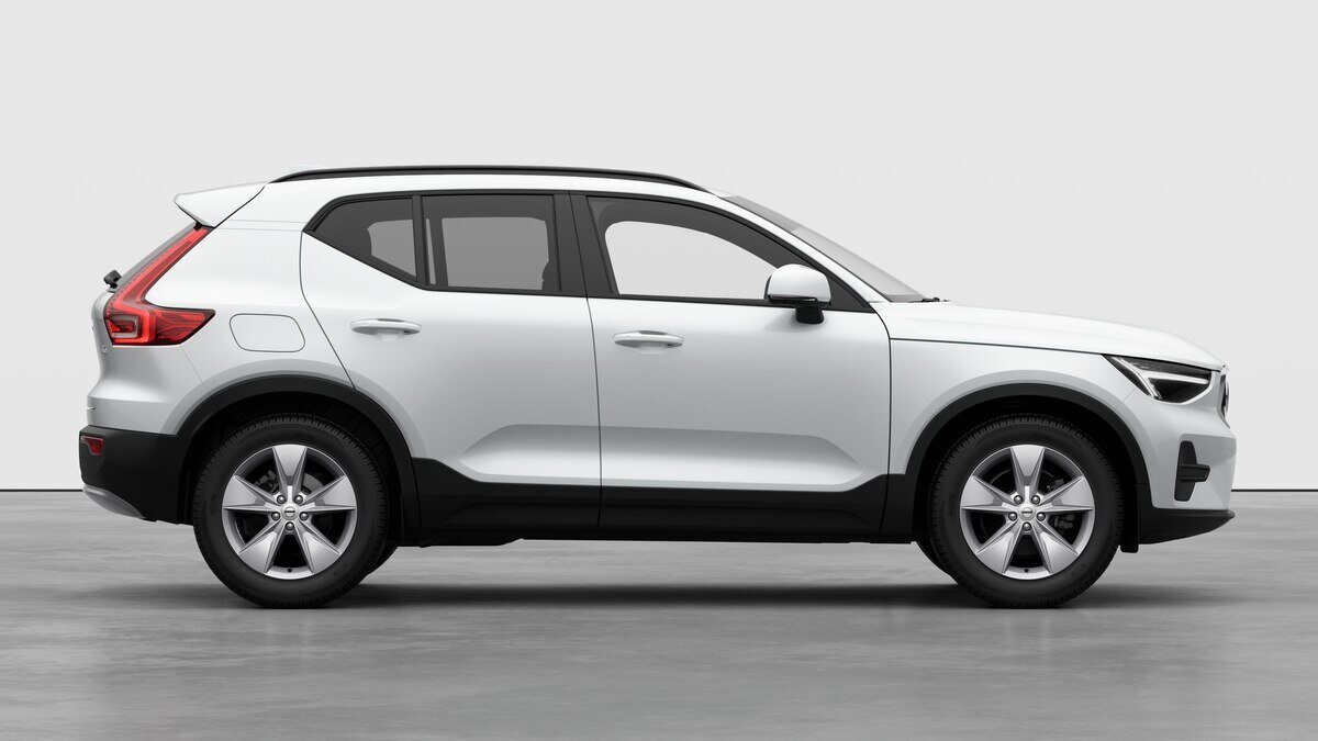 VOLVO XC40 2.0 B3 MH Core