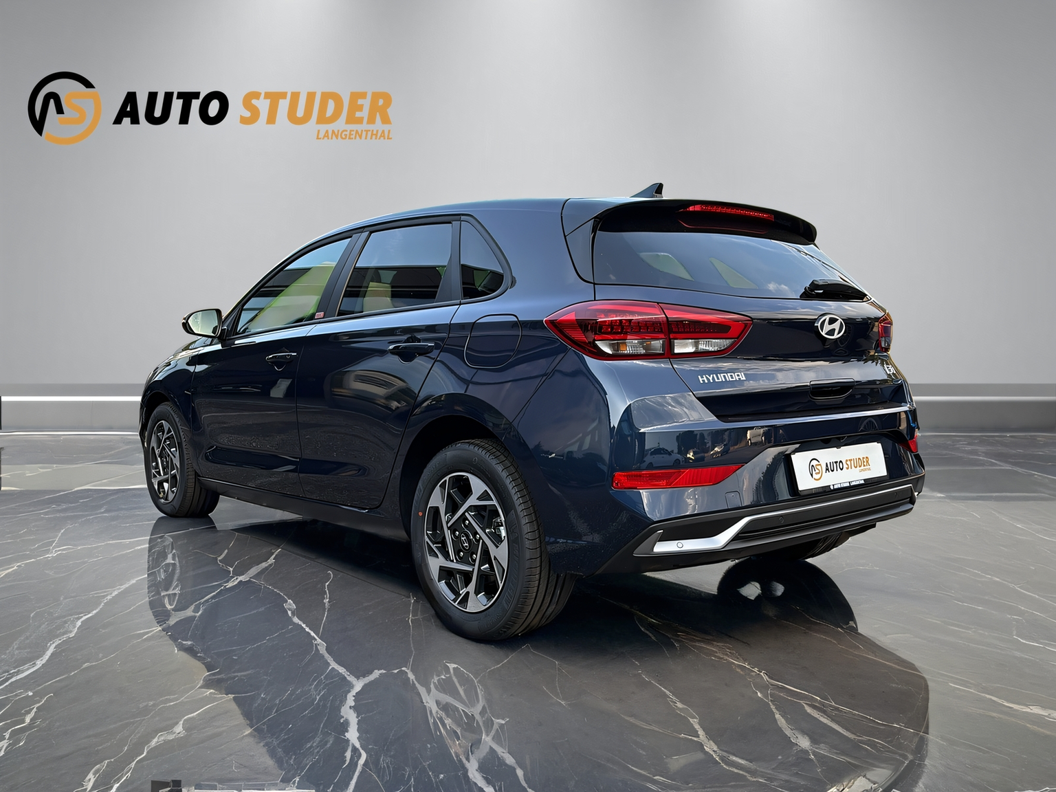 HYUNDAI i30 1.5 T-GDi Amplia
