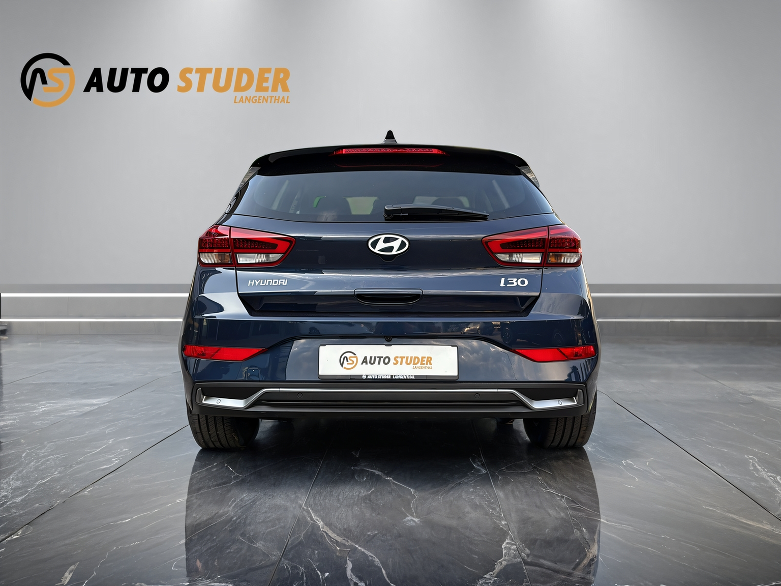 HYUNDAI i30 1.5 T-GDi Amplia