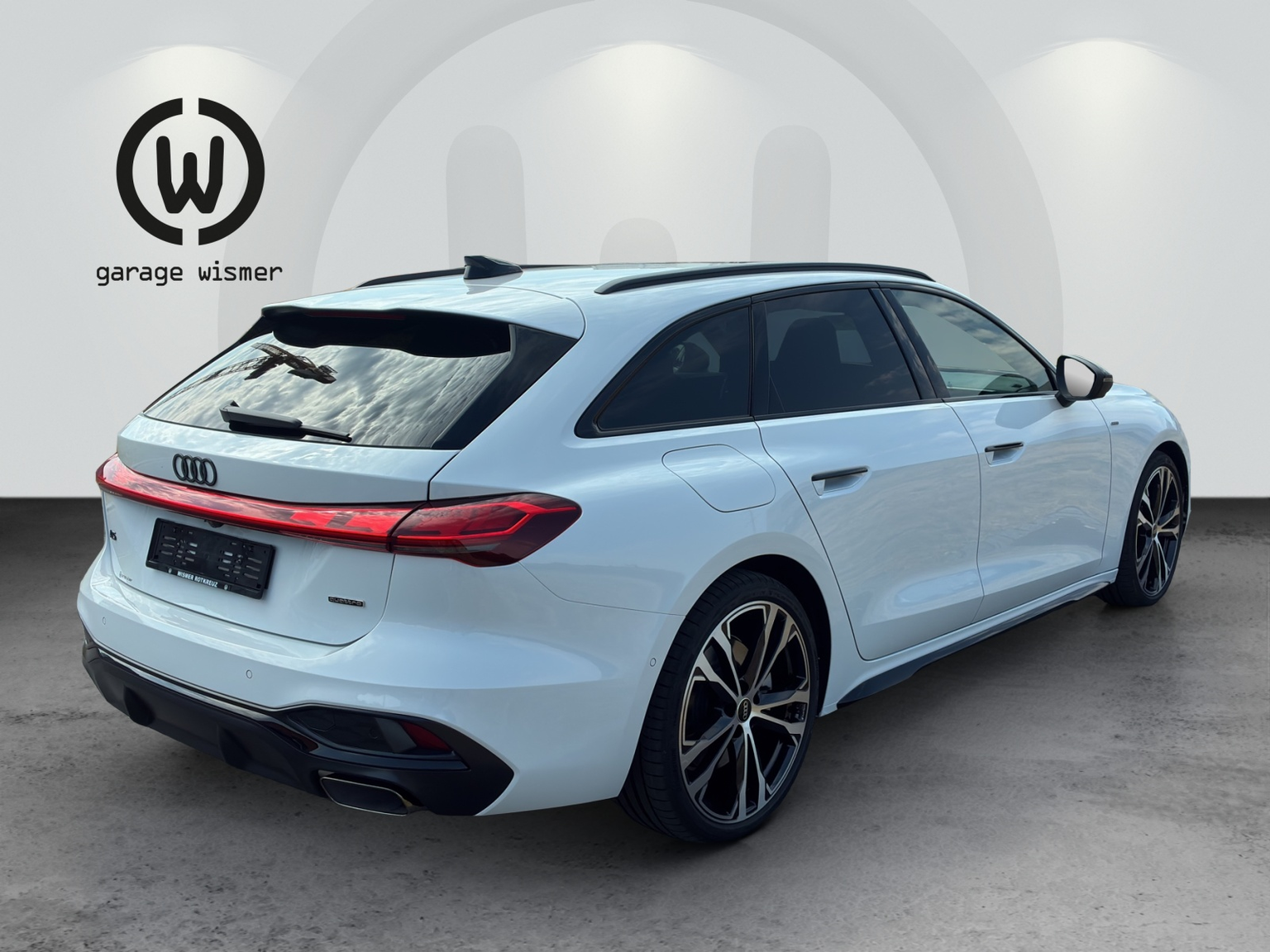 AUDI A5 Avant e-hybrid quattro Attraction 220 kW S tronic