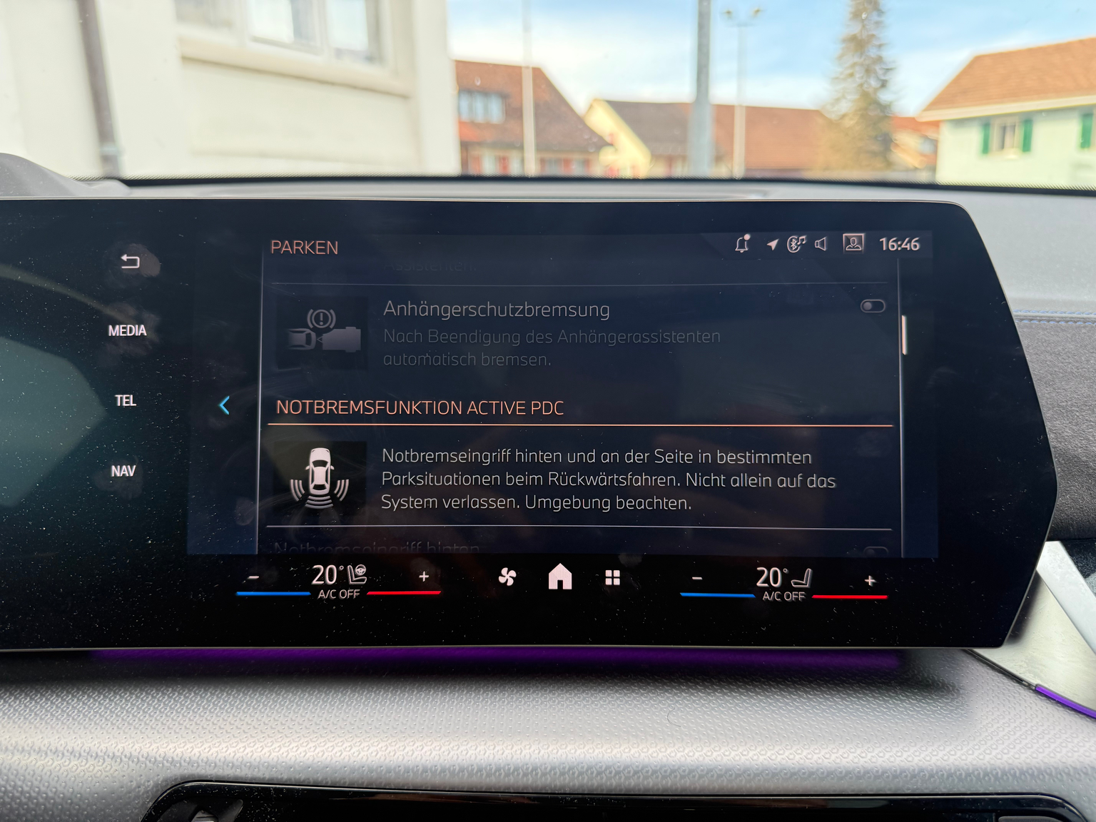BMW X1 23i xDrive paddles M-SPORT PRO