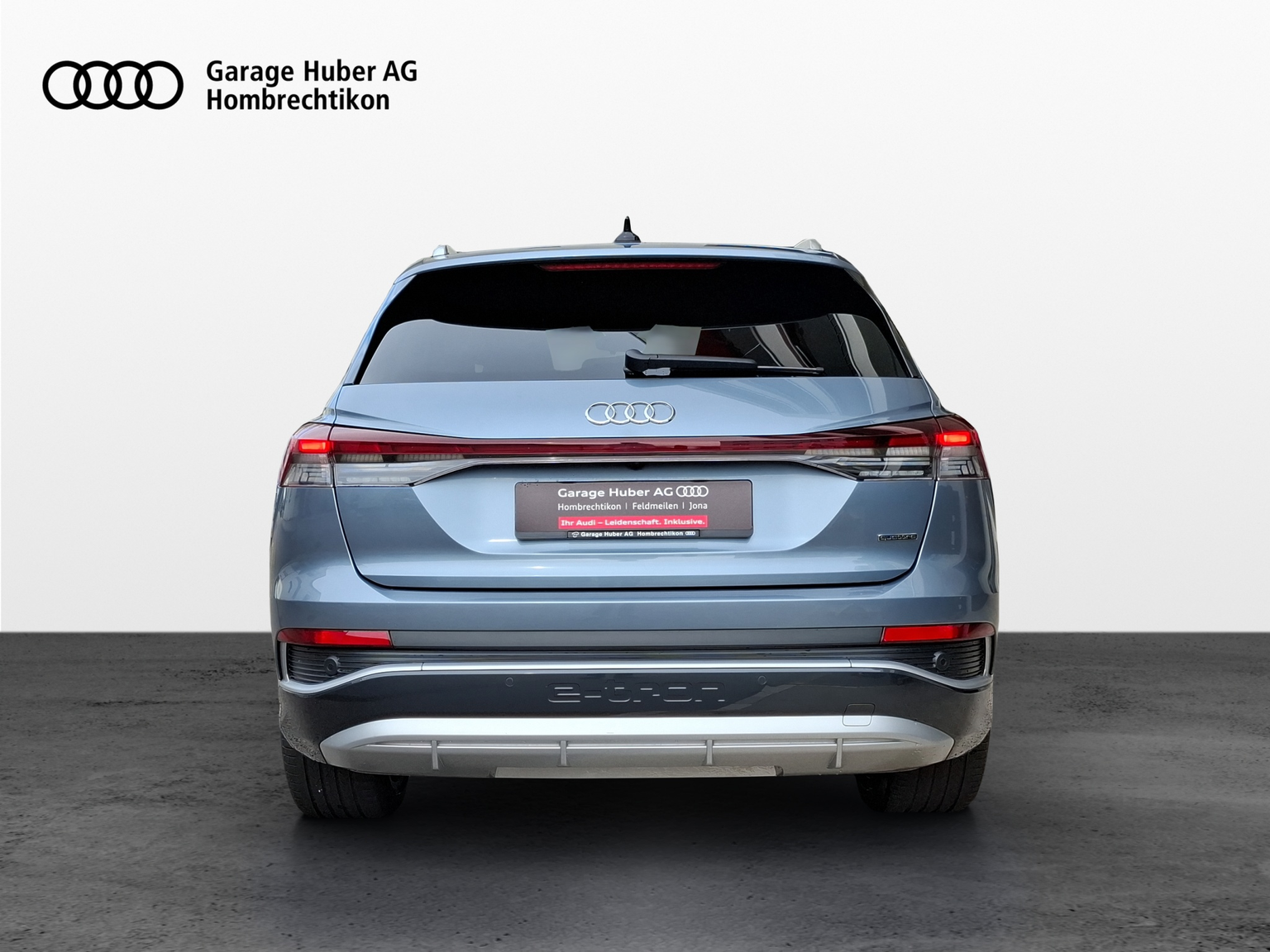 AUDI Q4 e-tron 50 quattro