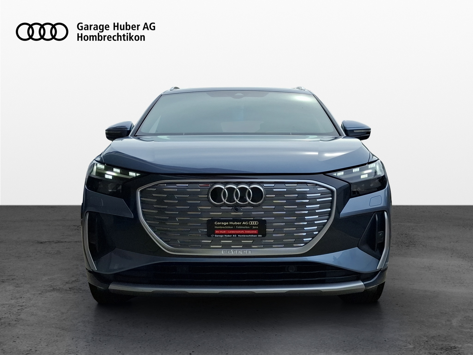 AUDI Q4 e-tron 50 quattro
