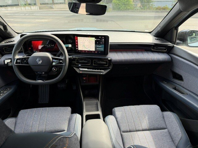 RENAULT R4 E-Tech Comfort Range plein sud techno