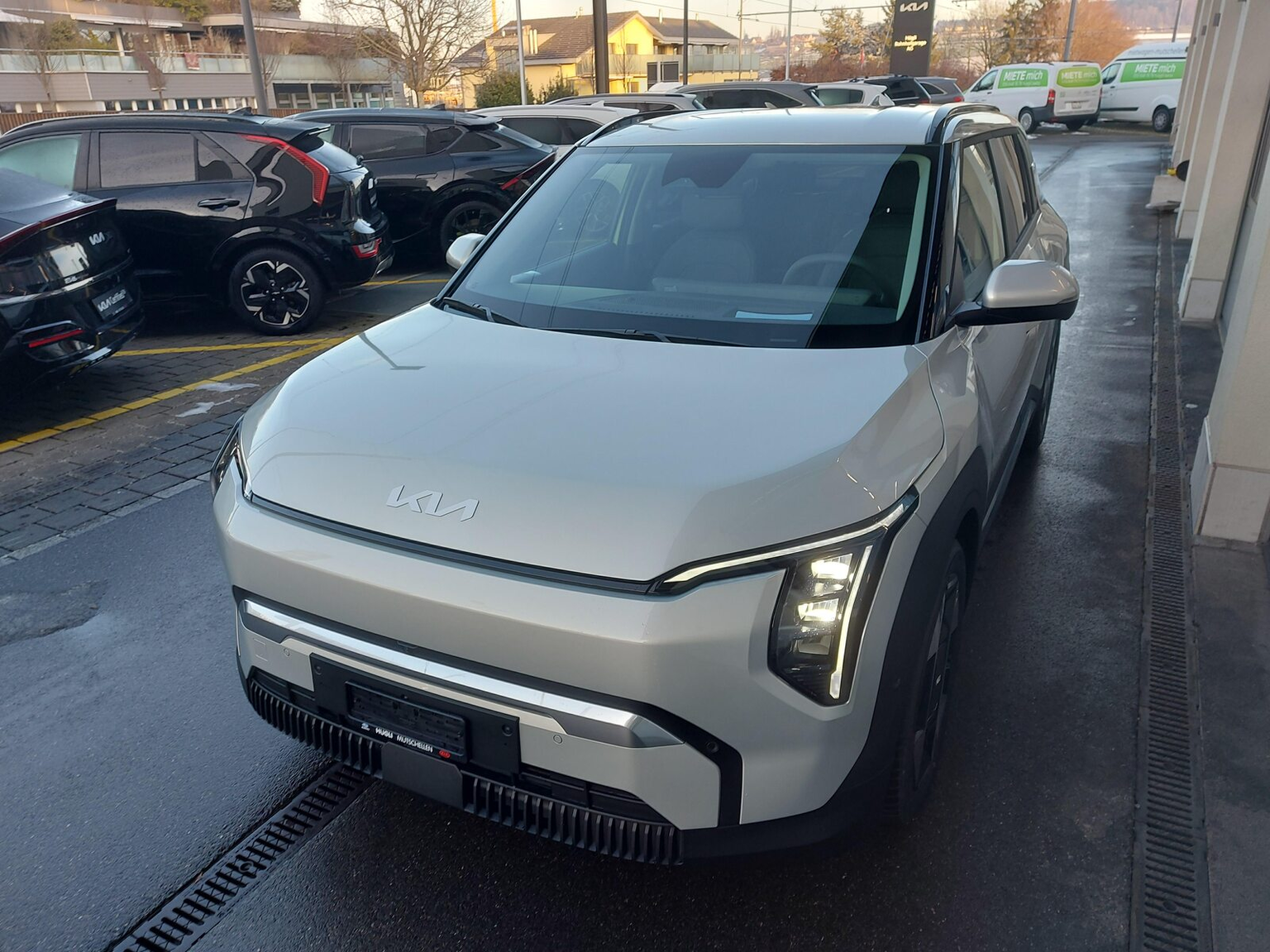 KIA EV3 81 kWh Earth+