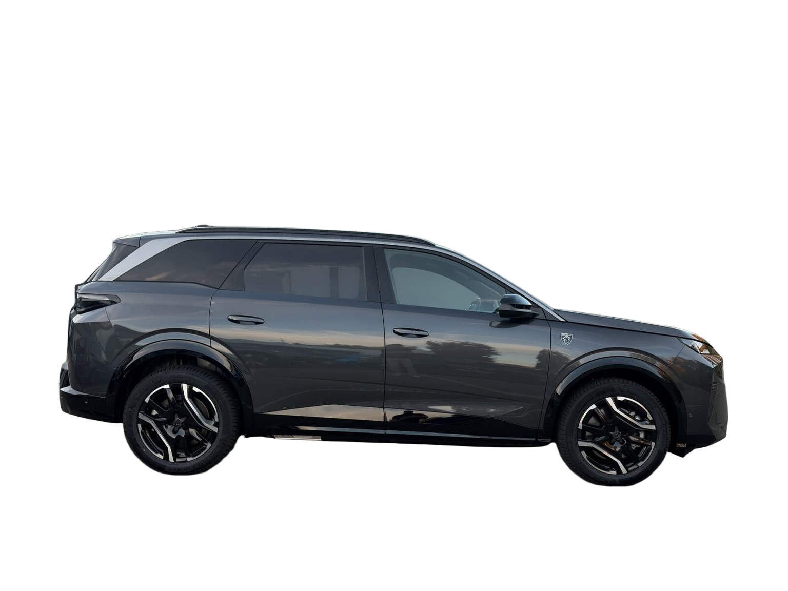 PEUGEOT 5008 long range e-GT