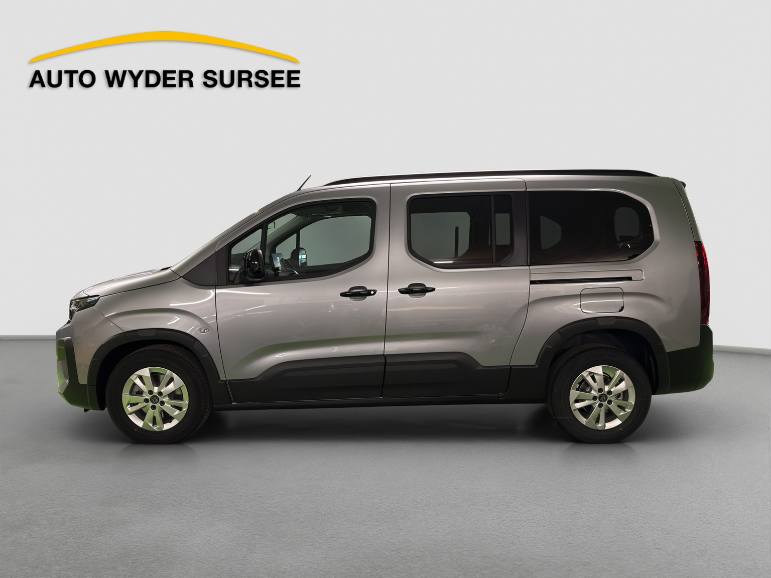 PEUGEOT Rifter Long 1.5 BlueHDi 130 Family Edition