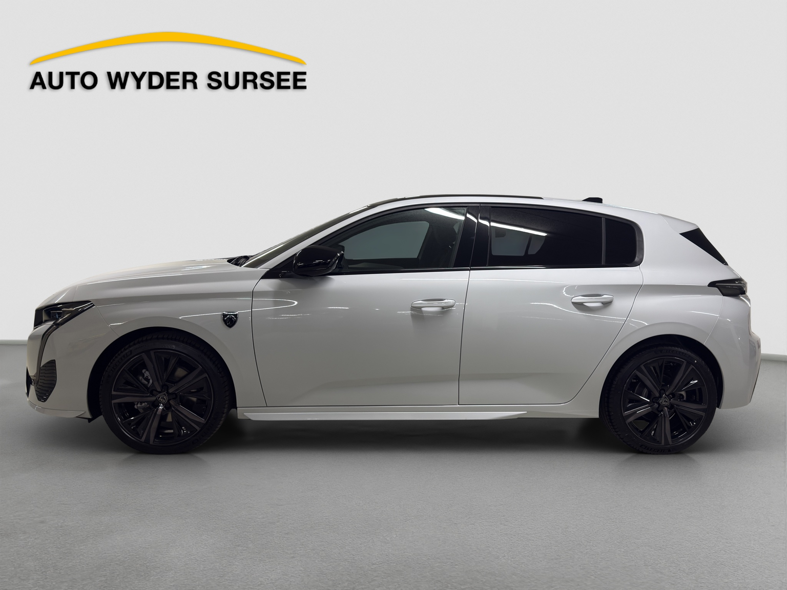 PEUGEOT 308 1.2 Hybrid GT
