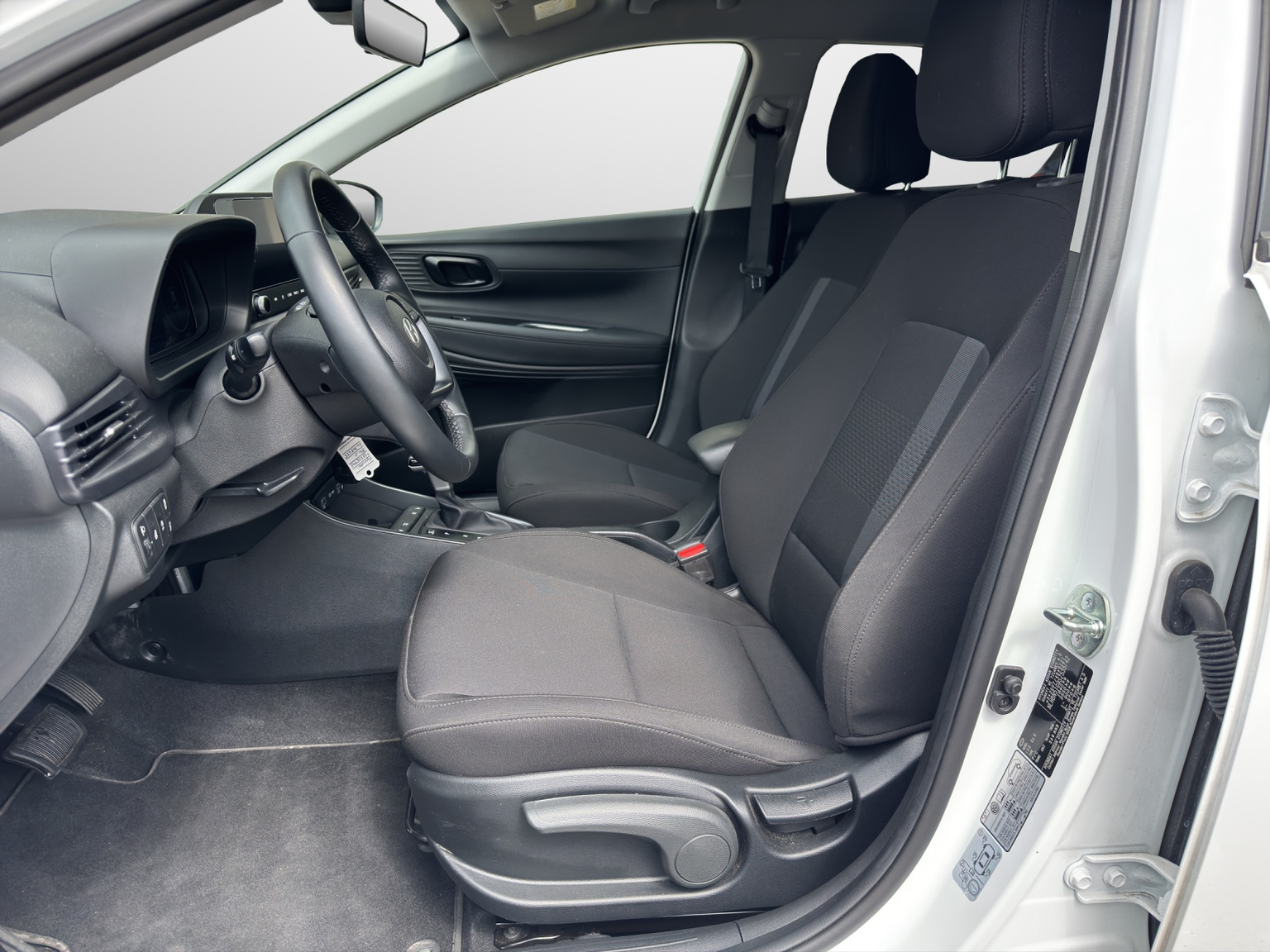 HYUNDAI i20 1.0 T-GDi Amplia Safety Pack