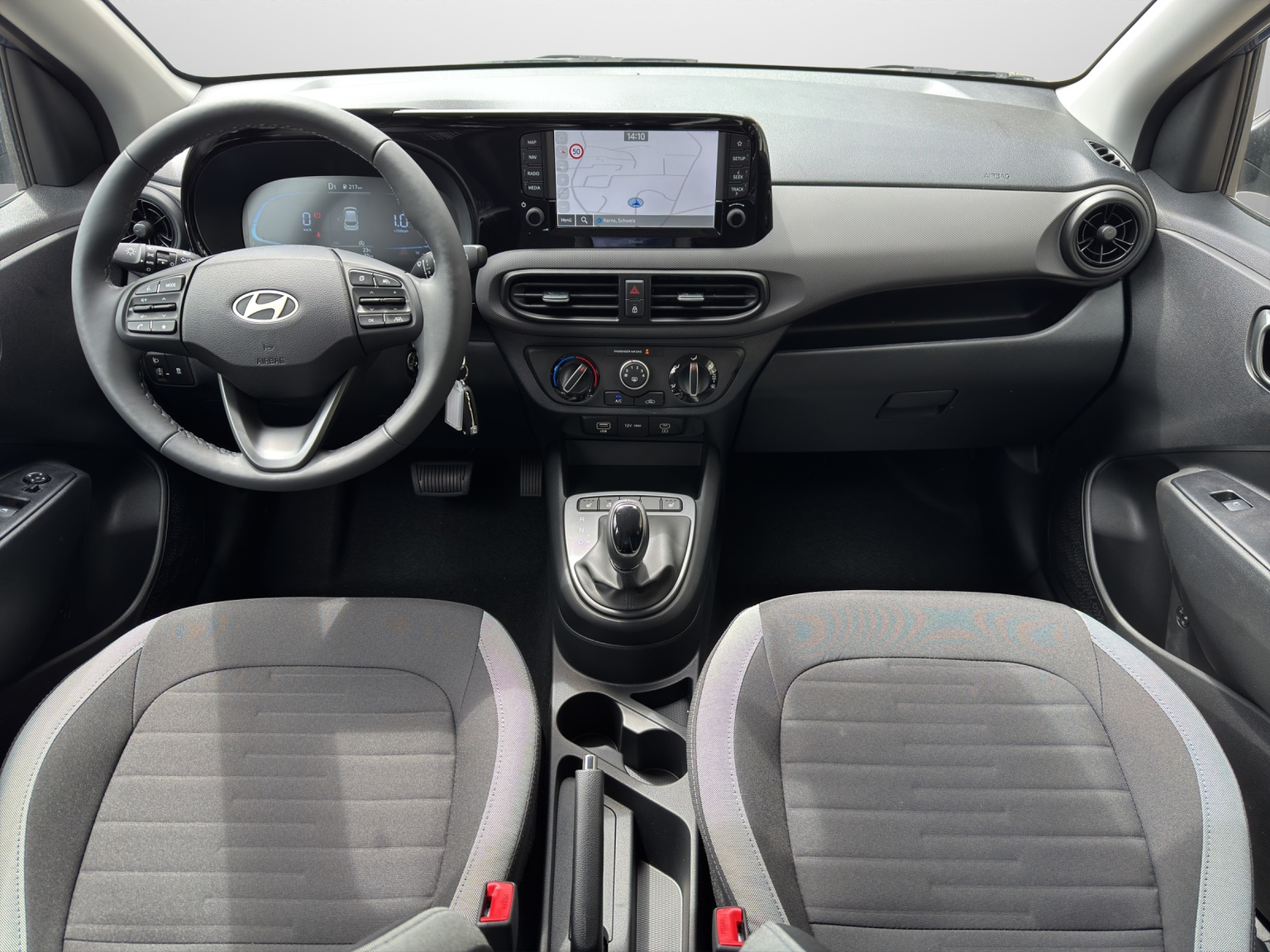 HYUNDAI i10 1.2 Amplia