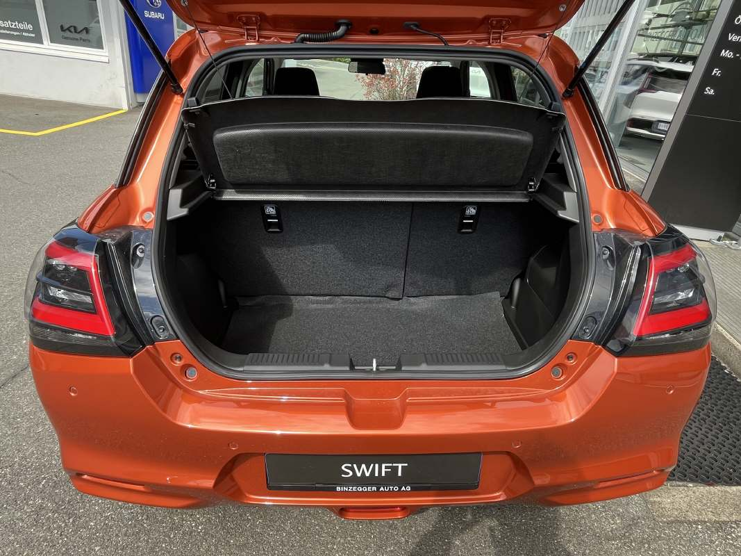 SUZUKI Swift 1.2 Sakura Top Hybrid