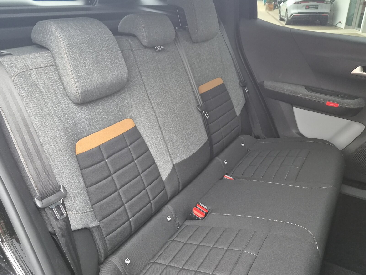 CITROEN C3 Aircross 1.2 Hybrid Tonic+ 145 PS Automat