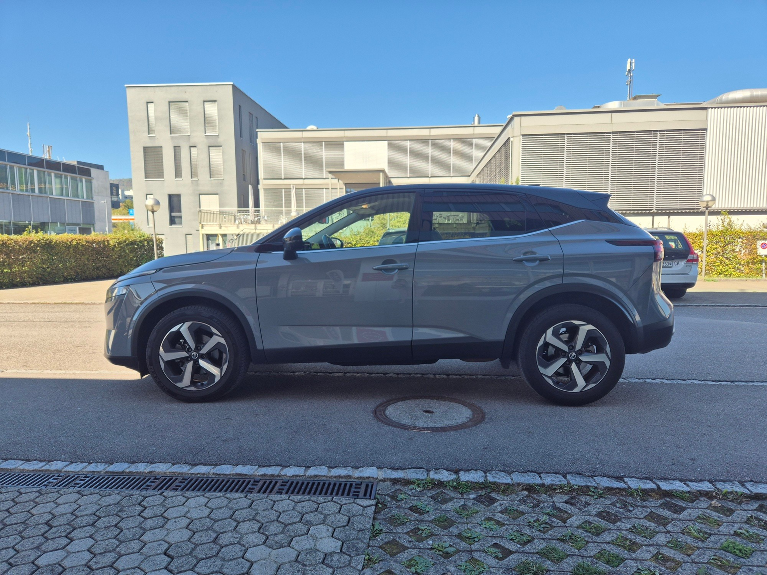 NISSAN Qashqai 1.3 DIG-T MHEV N-Connecta Xtronic