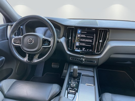 VOLVO XC60 T8 eAWD R-Design