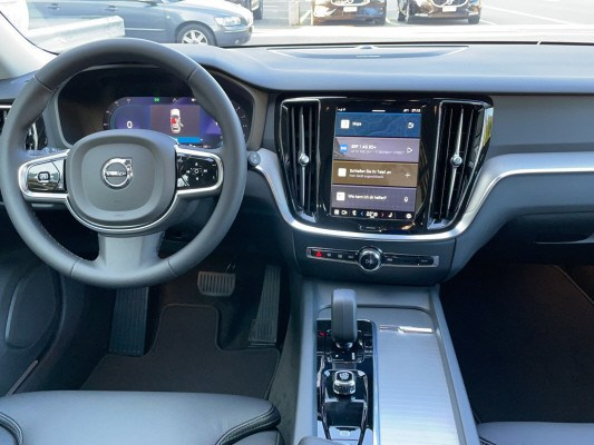 VOLVO V60 B5 AWD MHD PlusBright