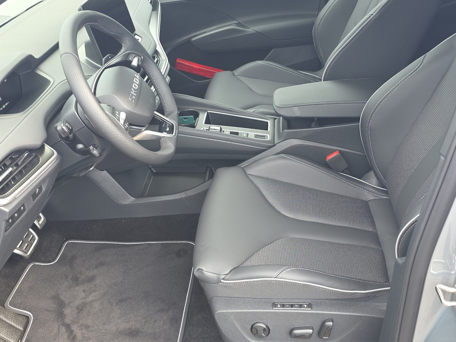 SKODA Enyaq 4x4 RS