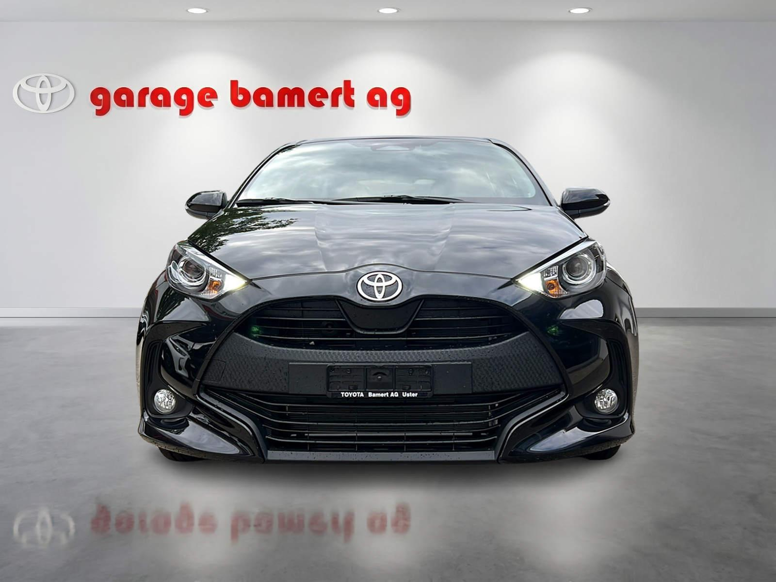 TOYOTA Yaris 1.5 VVT-i HSD Comfort