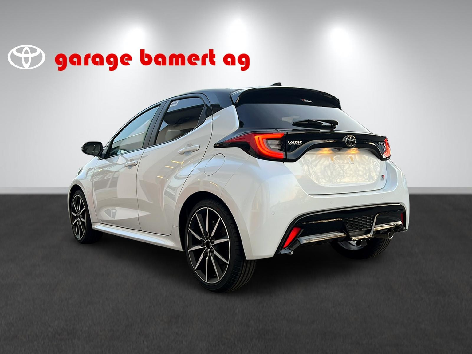 TOYOTA Yaris 1.5 VVT-i HSD GR Sport