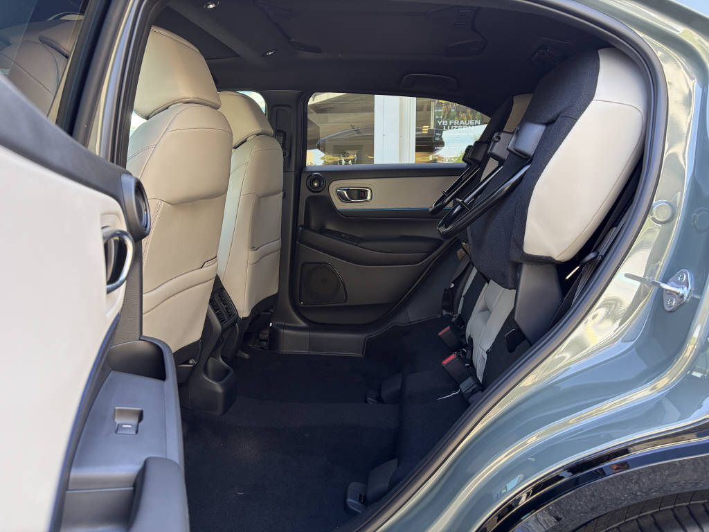 HONDA HR-V 1.5 i-MMD Advance Style P