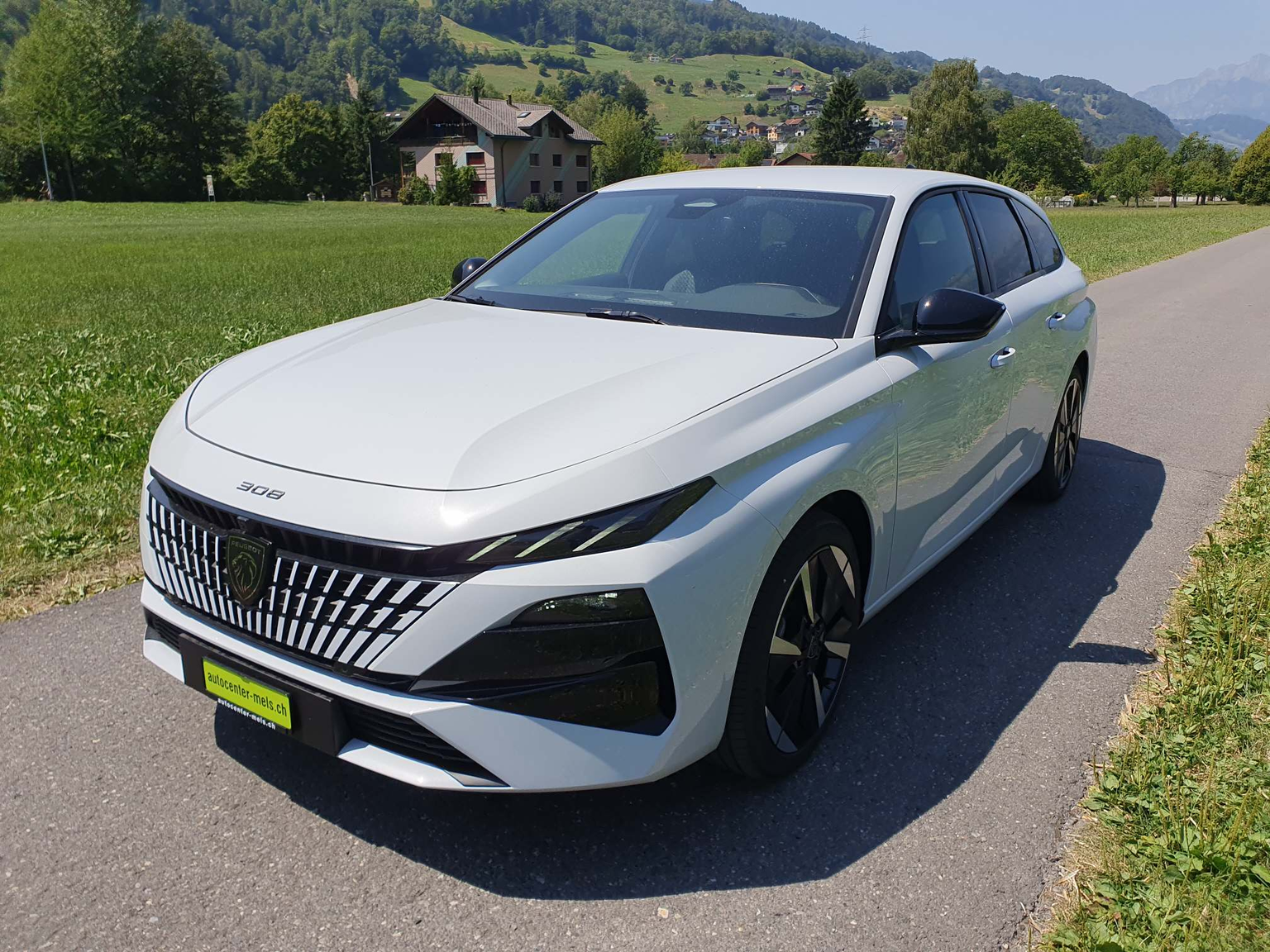 PEUGEOT 308 SW e-Allure