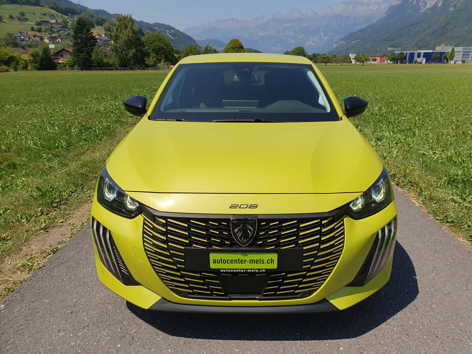 PEUGEOT 208 1.2 Hybrid Style