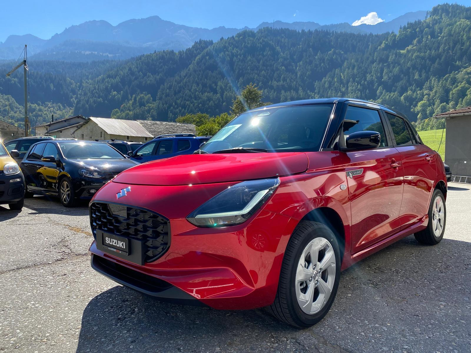 SUZUKI Swift 1.2 Sakura Hybrid 4x4